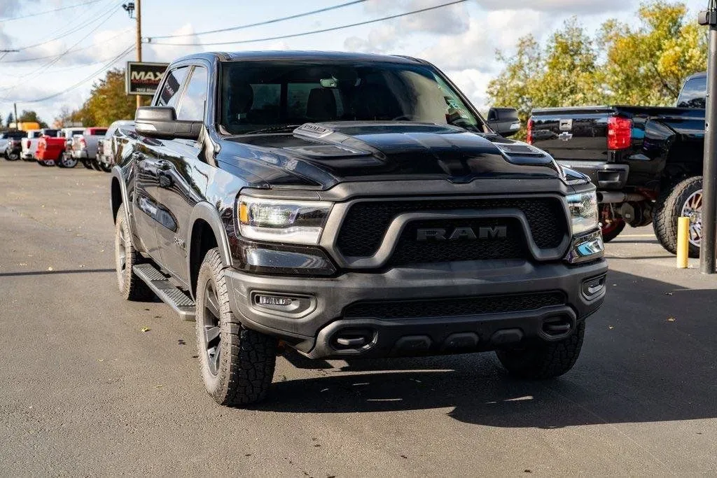 Ram 1500 photo 2