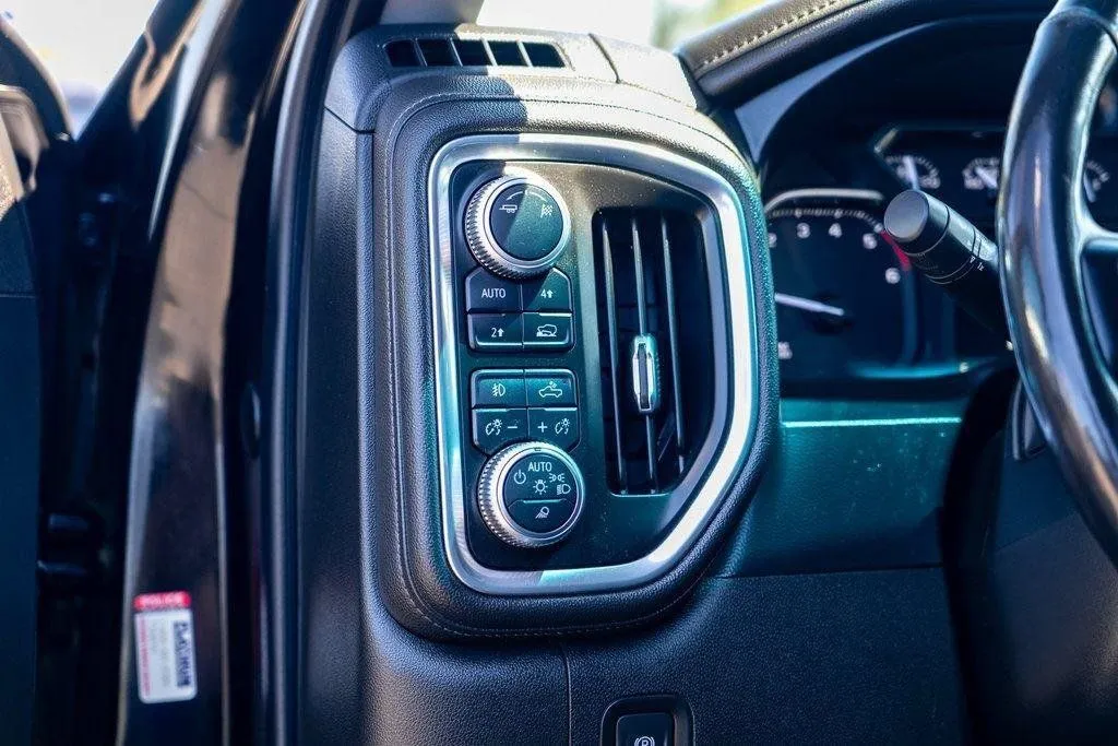 2019 GMC Sierra 1500 SLT - Photo 16