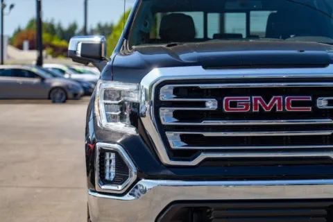 More photos of 2019 GMC Sierra 1500 SLT at Maxx Autos Plus Puyallup, WA