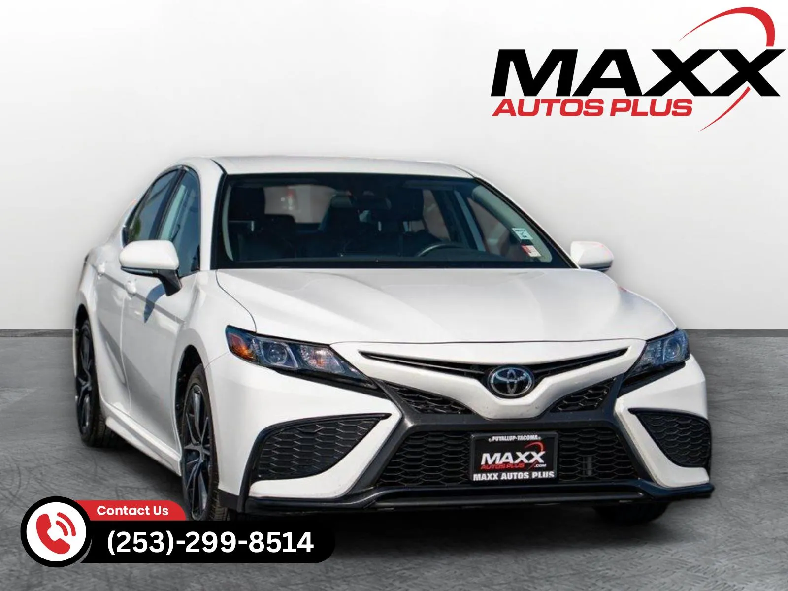 White 2024 Toyota Camry SE Sedan 4D for sale in Puyallup, WA