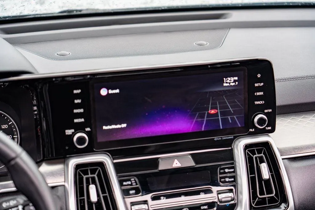 2022 Kia Sorento SX photo 2