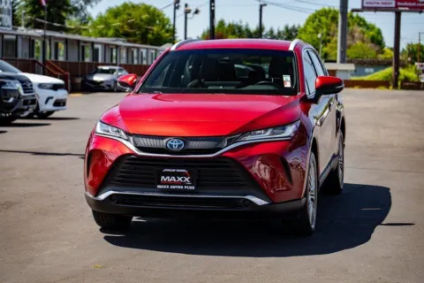 More photos of 2021 Toyota Venza XLE at Maxx Autos Plus Puyallup, WA