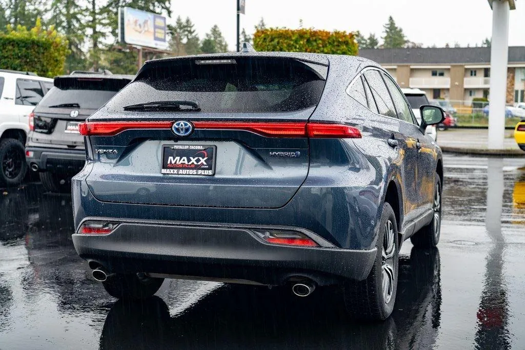 2021 Toyota Venza LE photo 4