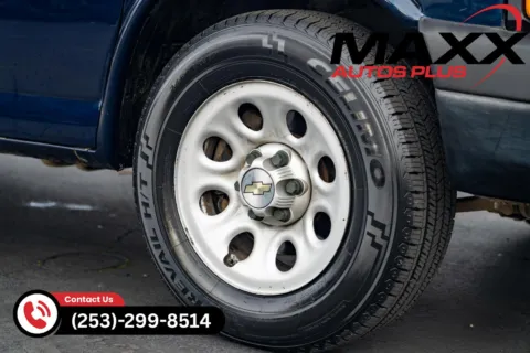 Blue 2009 Chevrolet Express Passenger LS Van 3D for sale in Puyallup, WA