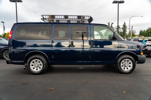 Photos of 2009 Chevrolet Express Passenger LS Van 3D for sale in Puyallup, WA at Maxx Autos Plus Puyallup