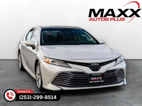 White 2018 Toyota Camry XLE V6 for sale in Puyallup, WA
