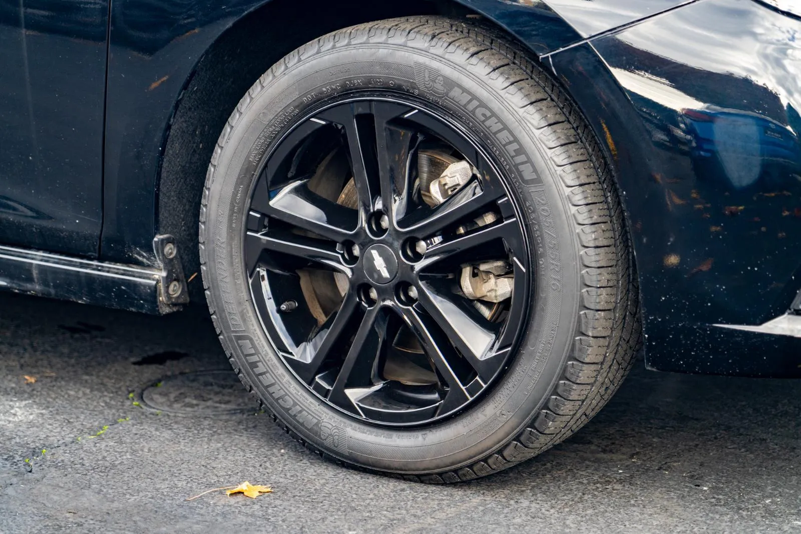 2017 Chevrolet Cruze LT photo 3