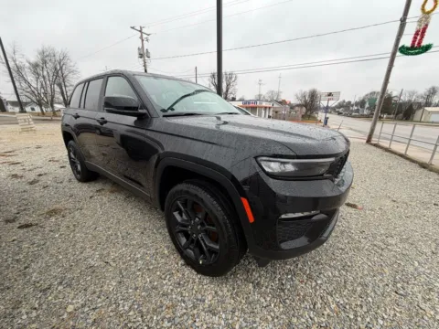 Black 2025 Jeep Grand Cherokee Limited for sale in Dunkirk, IN