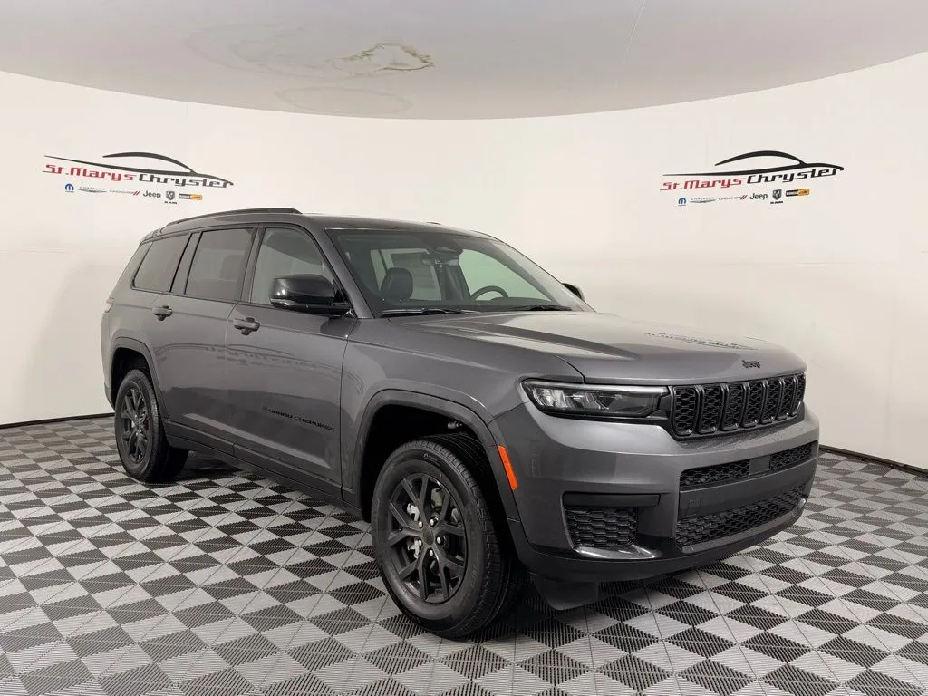 Gray 2025 Jeep Grand Cherokee L Altitude for sale in Dunkirk, IN
