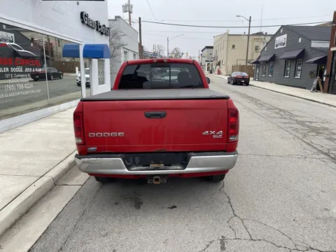 More photos of 2004 Dodge Ram 1500 SLT at Glass Capital Chrysler Dodge Jeep RAM, IN