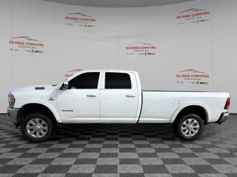 More photos of 2021 Ram 2500 Laramie at Glass Capital Chrysler Dodge Jeep RAM, IN