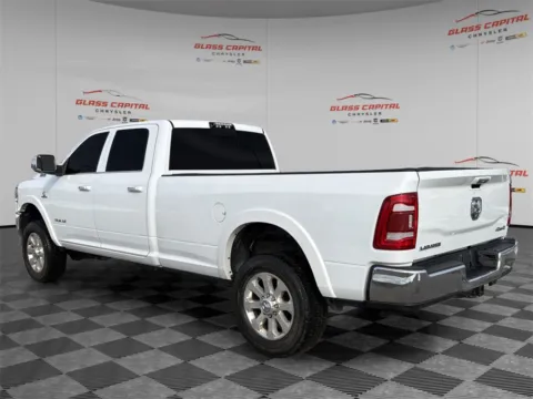 More photos of 2021 Ram 2500 Laramie at Glass Capital Chrysler Dodge Jeep RAM, IN