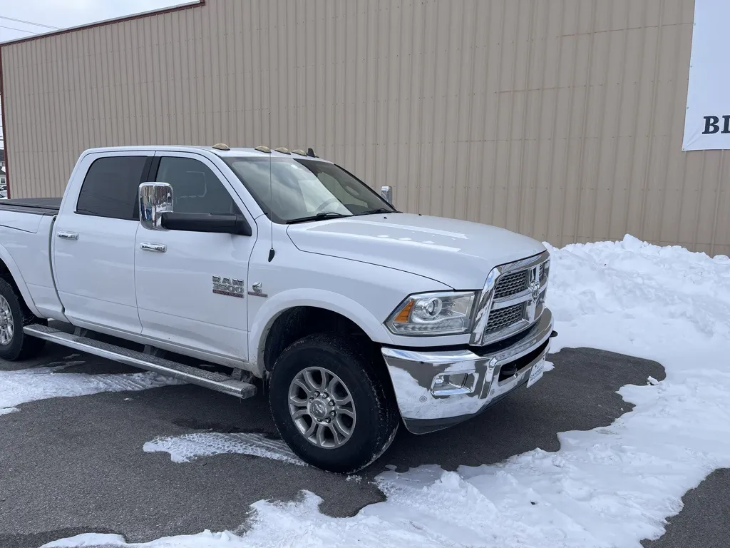 White 2016 Ram 3500 Laramie for sale in Dunkirk, IN