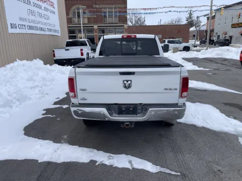 More photos of 2016 Ram 3500 Laramie at Glass Capital Chrysler Dodge Jeep RAM, IN