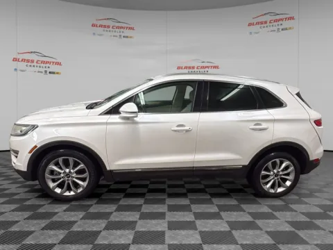 More photos of 2015 Lincoln MKC at Glass Capital Chrysler Dodge Jeep RAM, IN