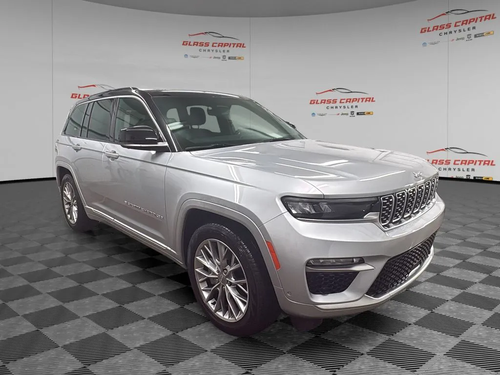 Silver 2024 Jeep Grand Cherokee Summit for sale in Dunkirk, IN