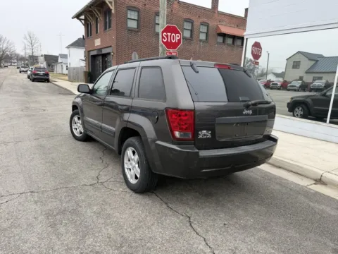 More photos of 2005 Jeep Grand Cherokee Laredo at Glass Capital Chrysler Dodge Jeep RAM, IN
