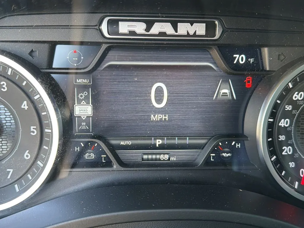 2026 RAM 1500 Laramie - Photo 12