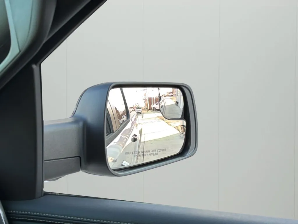2026 RAM 1500 Laramie - Photo 35