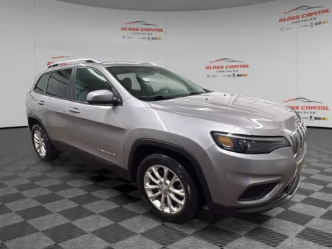 Silver 2020 Jeep Cherokee Latitude for sale in Dunkirk, IN