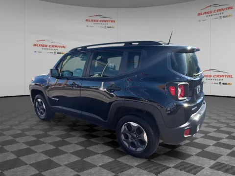 More photos of 2018 Jeep Renegade Sport at Glass Capital Chrysler Dodge Jeep RAM, IN