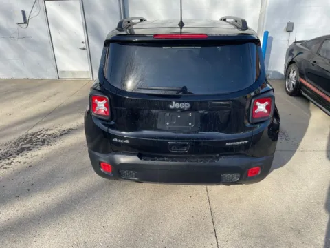 More photos of 2018 Jeep Renegade Sport at Glass Capital Chrysler Dodge Jeep RAM, IN