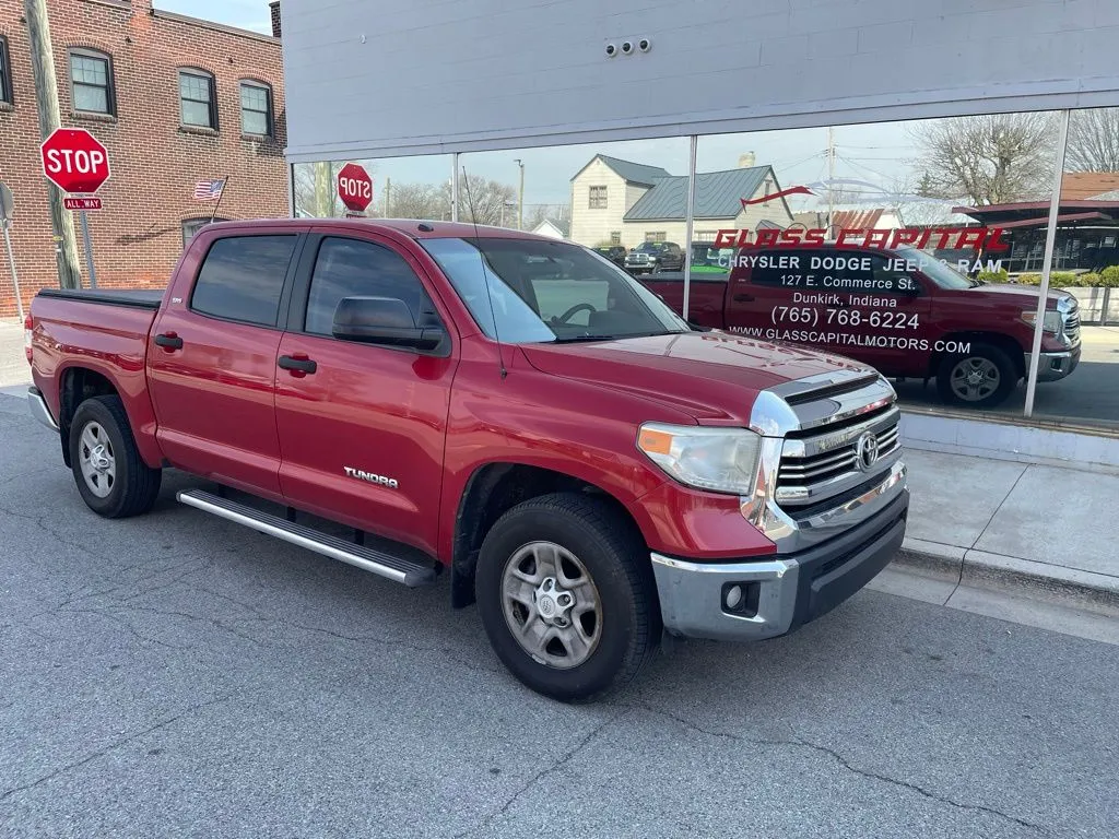 Red 2016 Toyota Tundra SR5 for sale in Dunkirk, IN