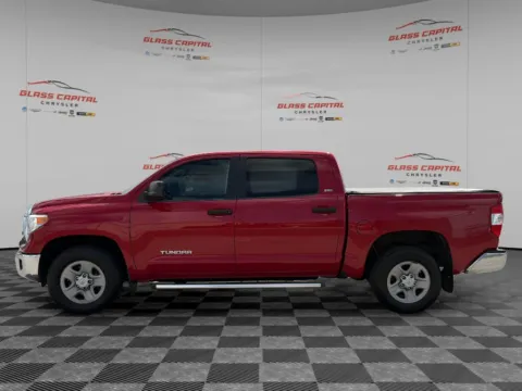 More photos of 2016 Toyota Tundra SR5 at Glass Capital Chrysler Dodge Jeep RAM, IN