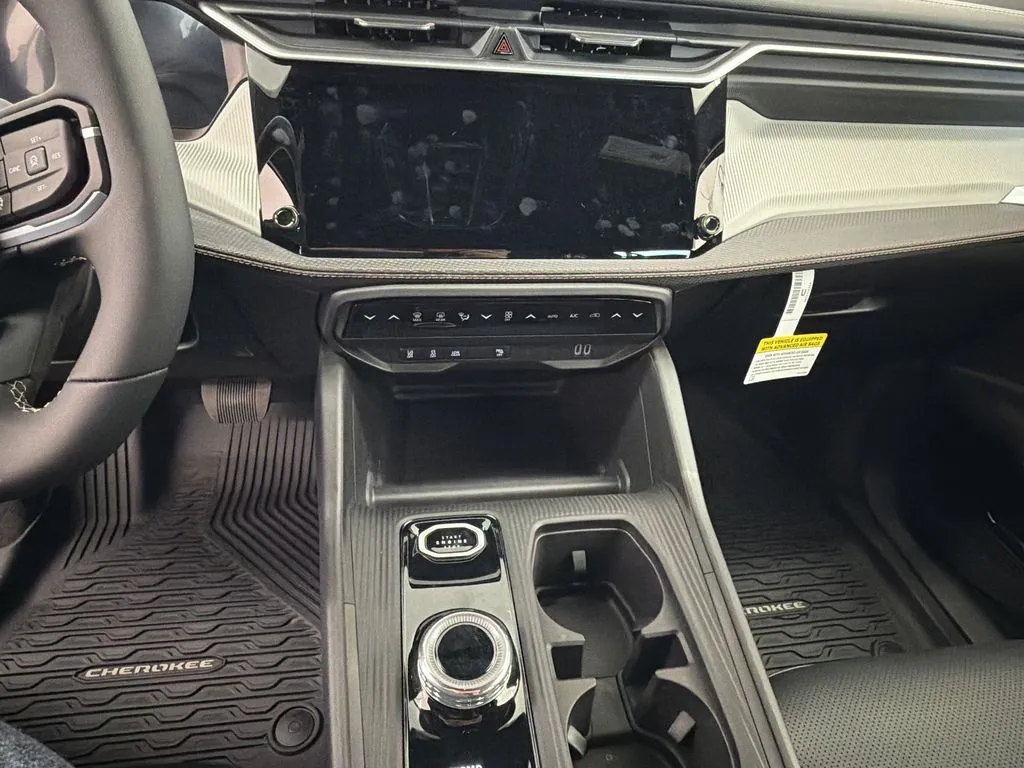 2026 Jeep Cherokee Limited - Photo 24