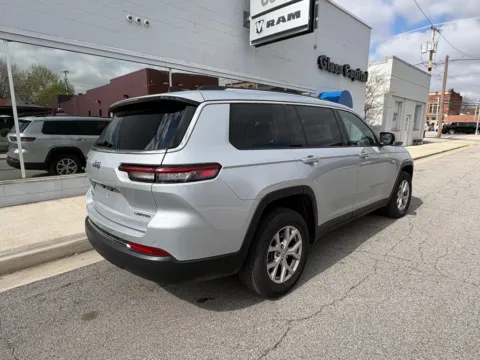 Another view of 2021 Jeep Grand Cherokee L Limited for sale in Dunkirk, IN at Glass Capital Chrysler Dodge Jeep RAM