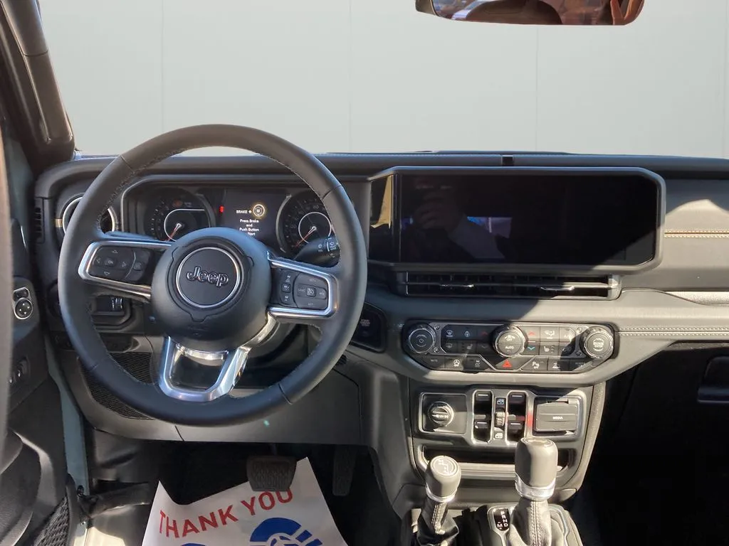 2026 Jeep Wrangler 4-Door Sahara - Photo 9