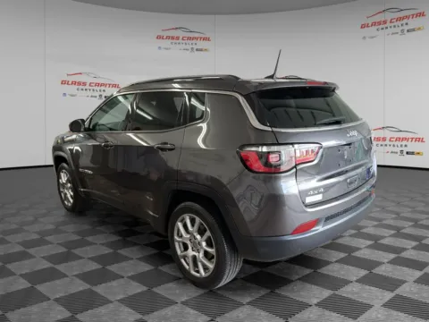 More photos of 2022 Jeep Compass Latitude Lux at Glass Capital Chrysler Dodge Jeep RAM, IN