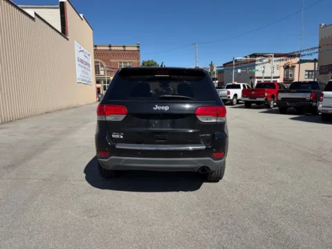 More photos of 2017 Jeep Grand Cherokee Limited at Glass Capital Chrysler Dodge Jeep RAM, IN
