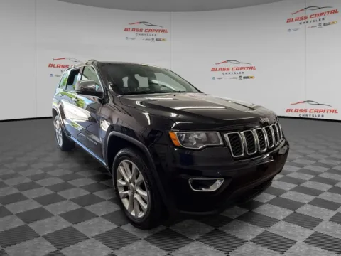 Black 2017 Jeep Grand Cherokee Limited for sale in Dunkirk, IN