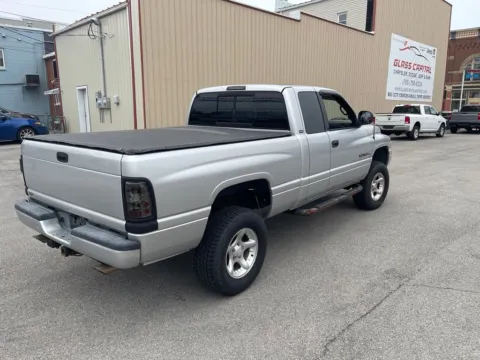 Another view of 2001 Dodge Ram 1500 SLT for sale in Dunkirk, IN at Glass Capital Chrysler Dodge Jeep RAM
