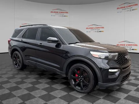 Black 2021 Ford Explorer ST for sale in Dunkirk, IN