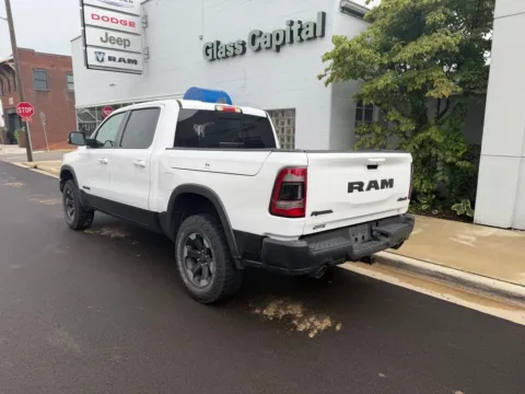 More photos of 2019 Ram 1500 Rebel at Glass Capital Chrysler Dodge Jeep RAM, IN
