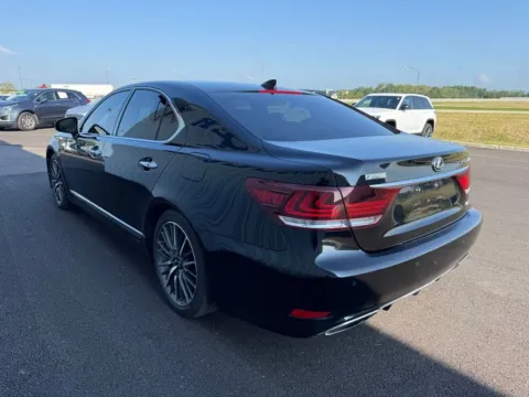 More photos of 2015 Lexus LS 460 at Glass Capital Chrysler Dodge Jeep RAM, IN