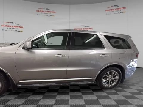 More photos of 2019 Dodge Durango R/T at Glass Capital Chrysler Dodge Jeep RAM, IN