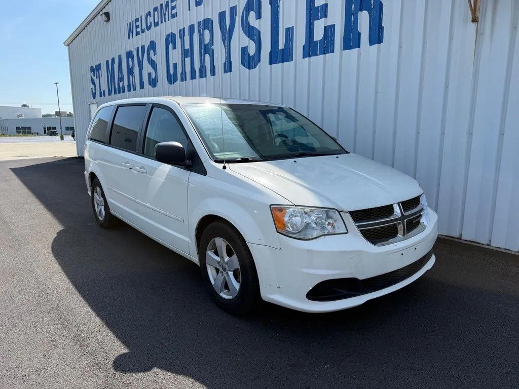 Used 2013 Dodge Grand Caravan SE with VIN 2C4RDGBG6DR579893 for sale in Dunkirk, IN