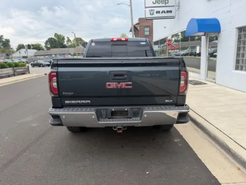 More photos of 2018 GMC Sierra 1500 SLT at Glass Capital Chrysler Dodge Jeep RAM, IN