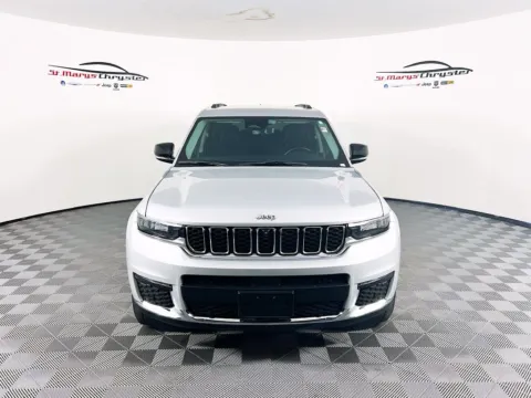 Another view of 2021 Jeep Grand Cherokee L Limited for sale in Dunkirk, IN at Glass Capital Chrysler Dodge Jeep RAM