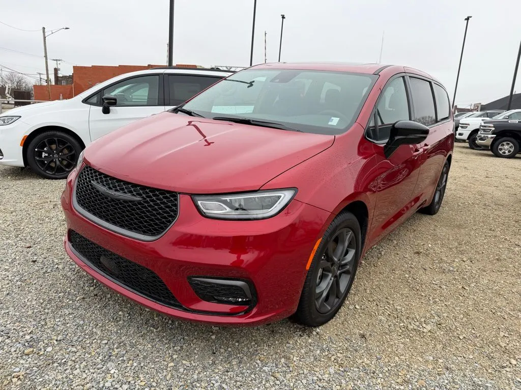 2026 Chrysler Pacifica Select - Photo 7
