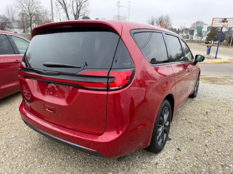 Another view of 2026 Chrysler Pacifica Select for sale in Dunkirk, IN at Glass Capital Chrysler Dodge Jeep RAM