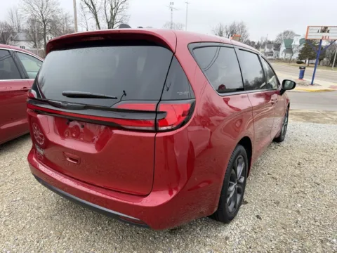 Another view of 2026 Chrysler Pacifica Select for sale in Dunkirk, IN at Glass Capital Chrysler Dodge Jeep RAM