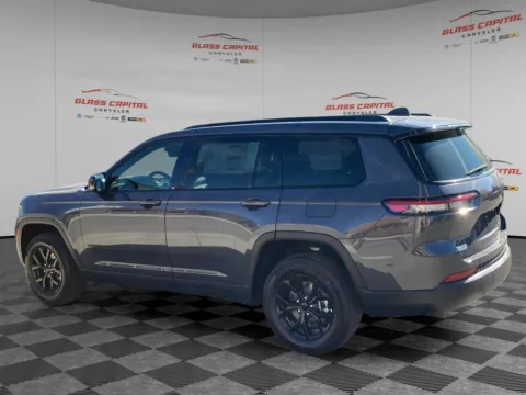 More photos of 2025 Jeep Grand Cherokee L Altitude X at Glass Capital Chrysler Dodge Jeep RAM, IN