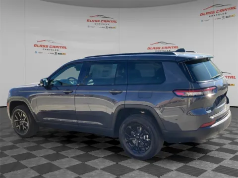 More photos of 2025 Jeep Grand Cherokee L Altitude X at Glass Capital Chrysler Dodge Jeep RAM, IN