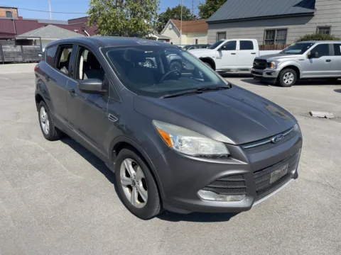 Gray 2014 Ford Escape SE for sale in Dunkirk, IN