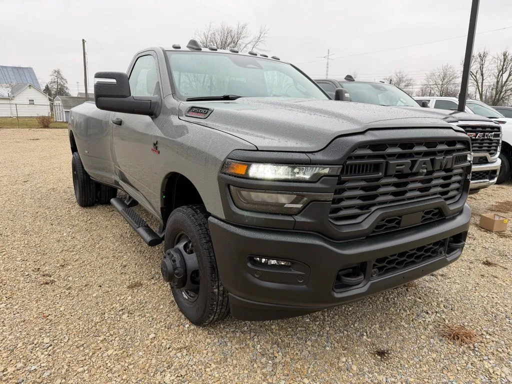 2026 RAM 3500 Tradesman 4X4 Regular cab's photo