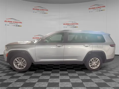 More photos of 2024 Jeep Grand Cherokee L Laredo at Glass Capital Chrysler Dodge Jeep RAM, IN